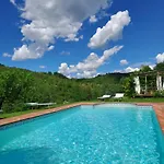 Cascina Burroni Casa vacanze *
