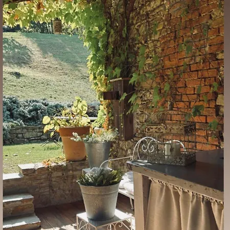 Cascina Burroni Nyaraló Lerma